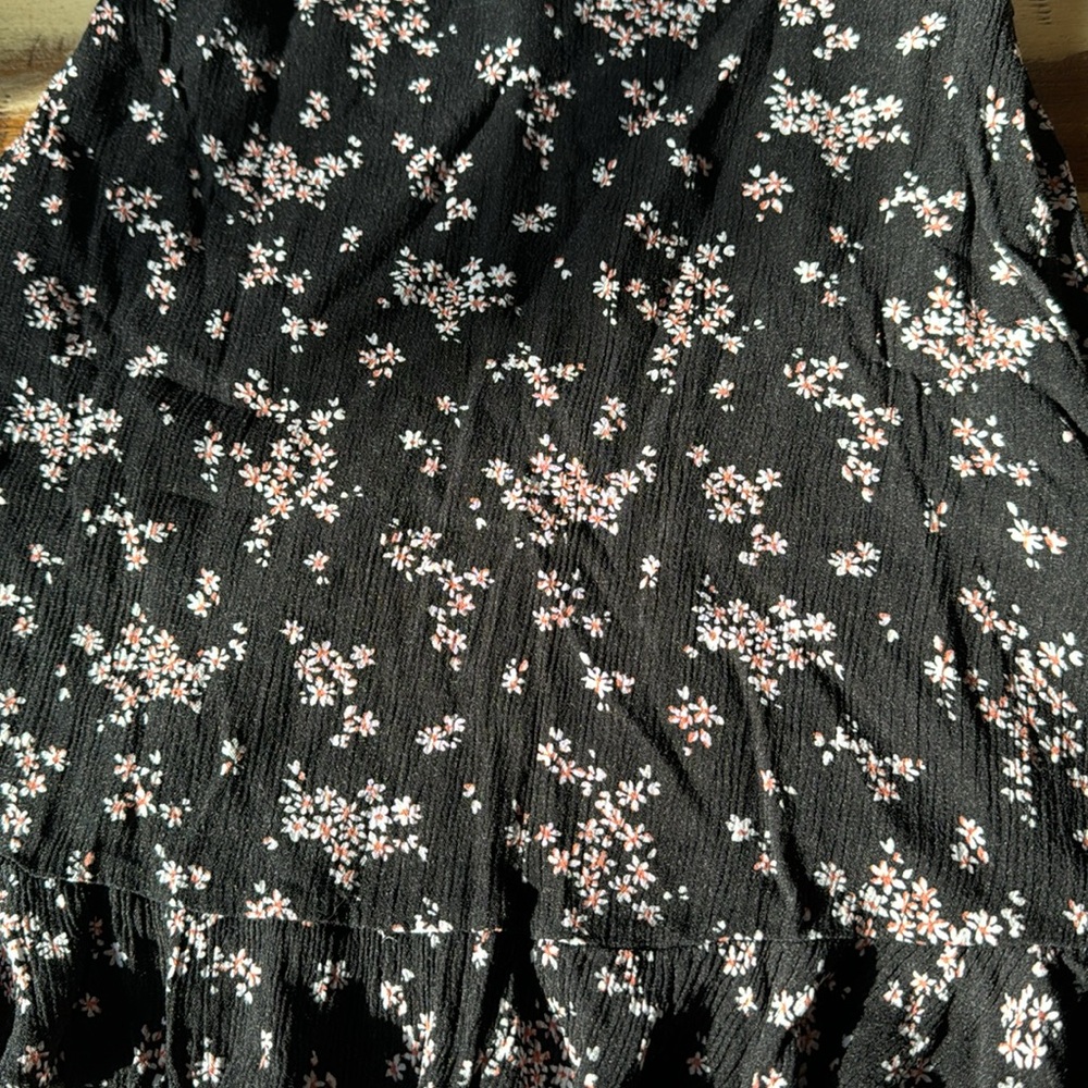 Abercrombie & Fitch Skirt and Shorts - Picture 3 of 9